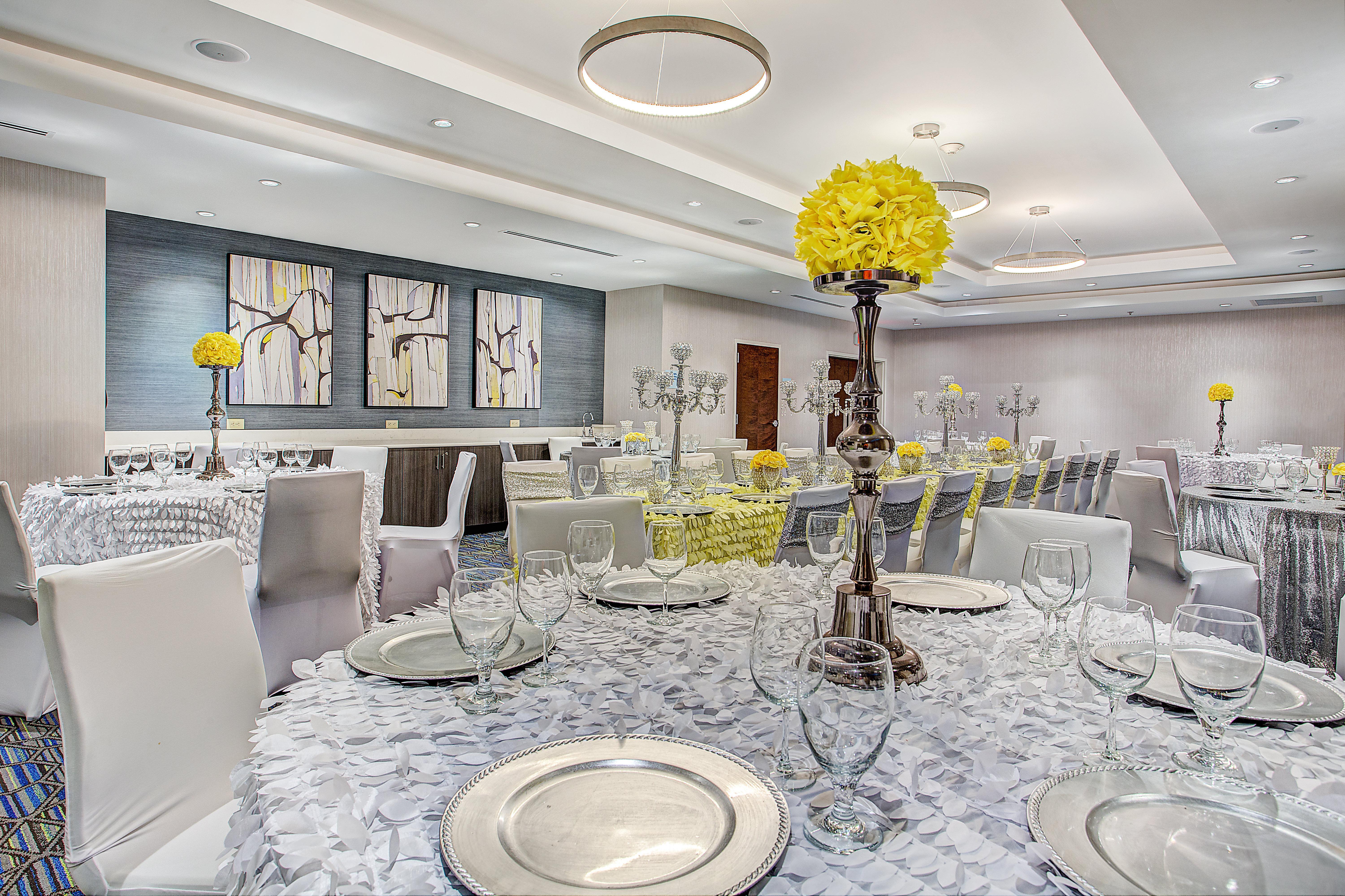 Holiday Inn Express & Suites Covington By Ihg מראה חיצוני תמונה