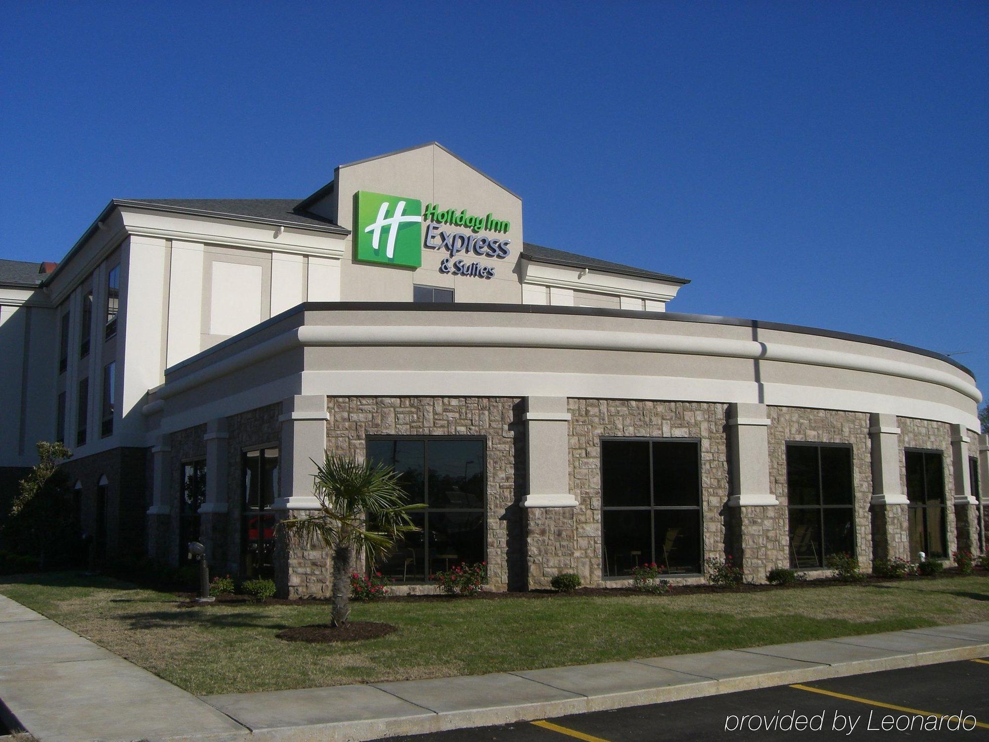 Holiday Inn Express & Suites Covington, An Ihg Hotel מראה חיצוני תמונה