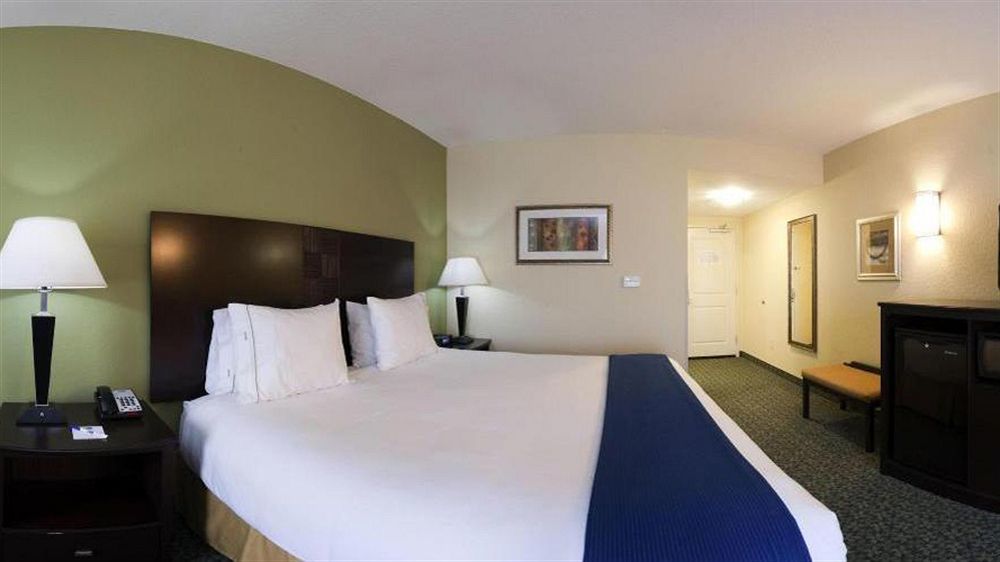 Holiday Inn Express & Suites Covington, An Ihg Hotel מראה חיצוני תמונה